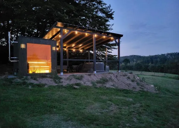 Hubertowo بيت للعطل Borucino (Kartuzy)